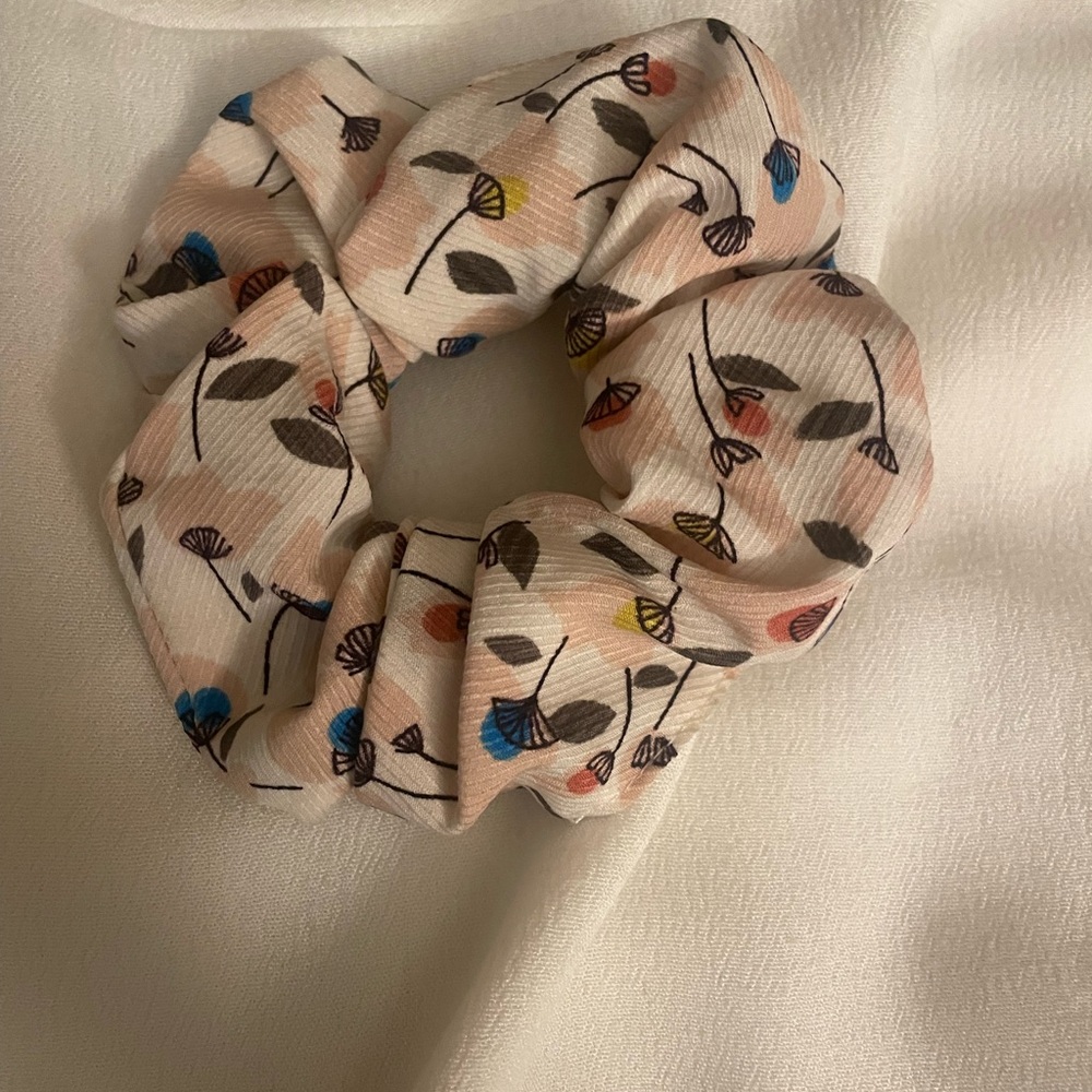 Scrunchie Bundle - Picture 7 of 7